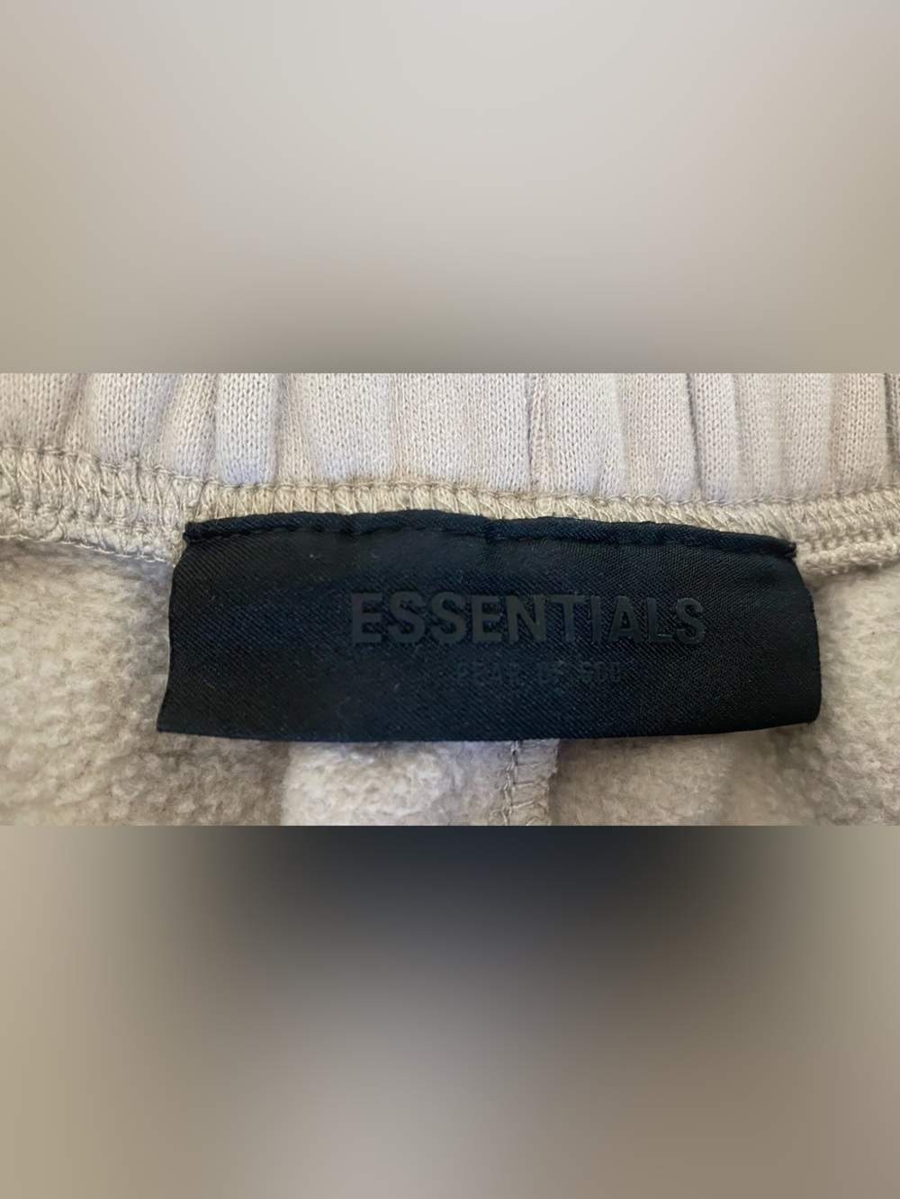 Fear of God Essentials Cream/Tan Shorts - Picture 5 of 5